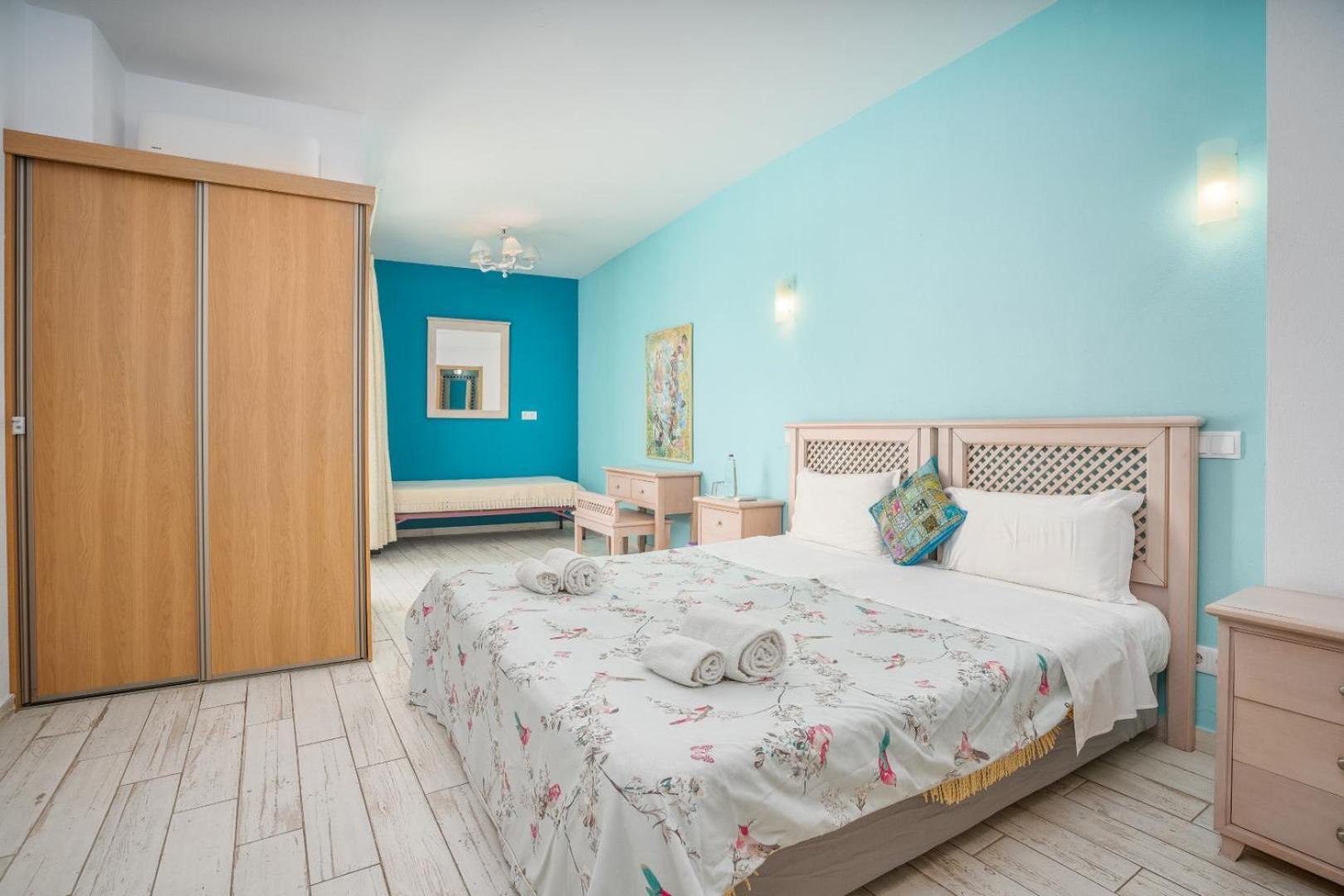 Quarto Familiar com Terraço